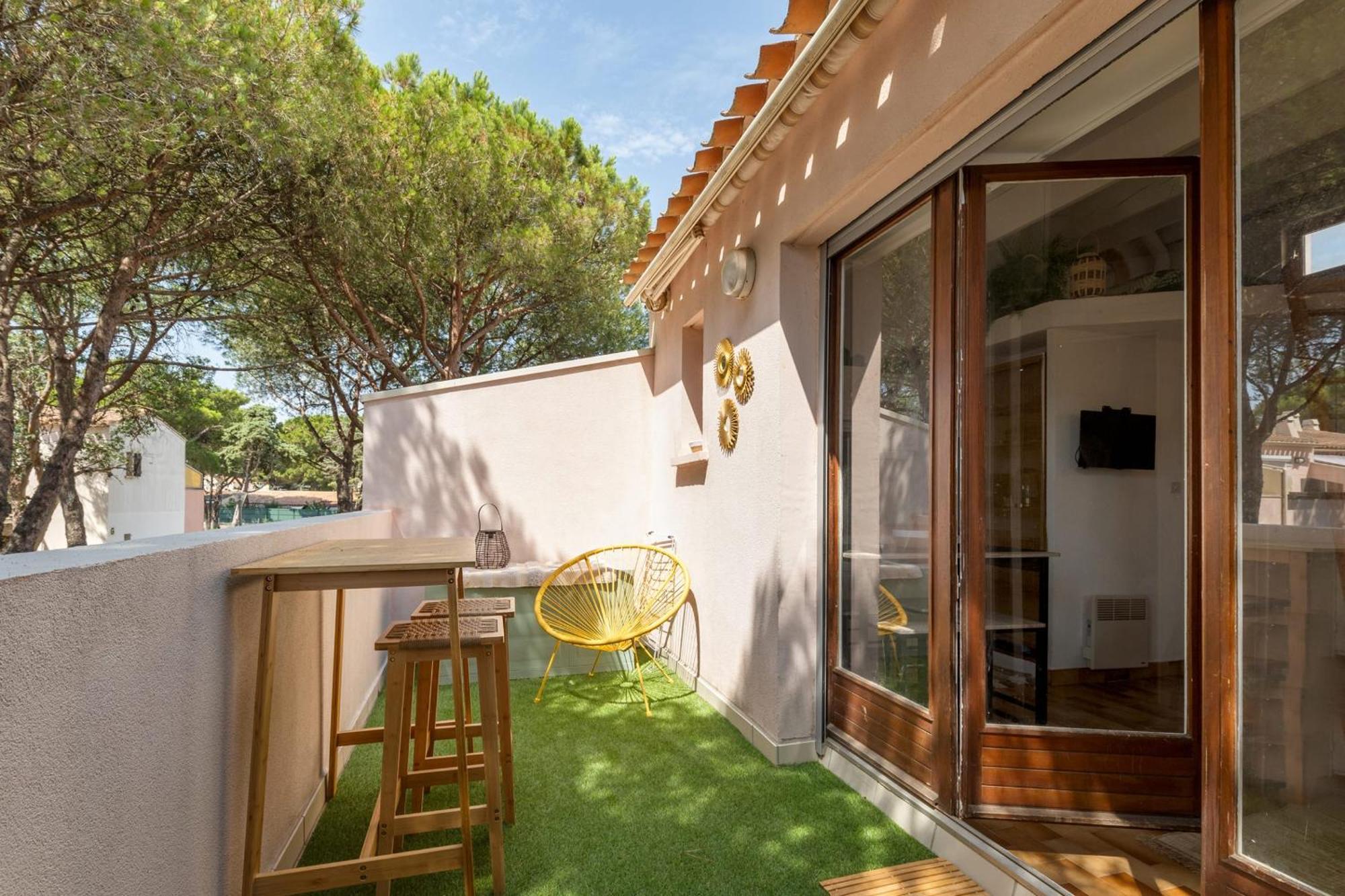 Cap - Close To The Naturist Village